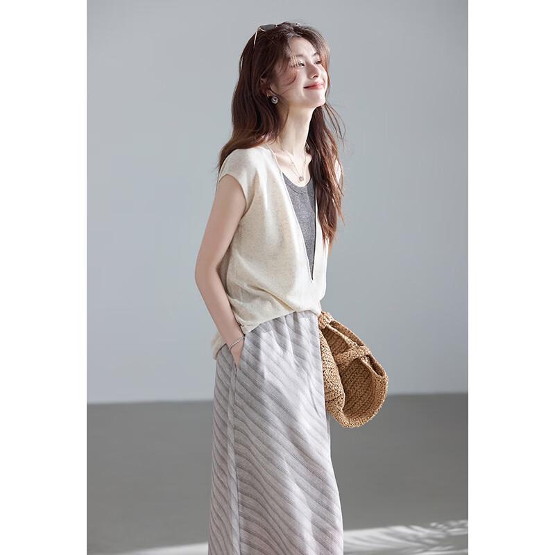 VICTORIA&VERA Faux Two-Piece Linen Blend Deep V-Neck Knit Top
