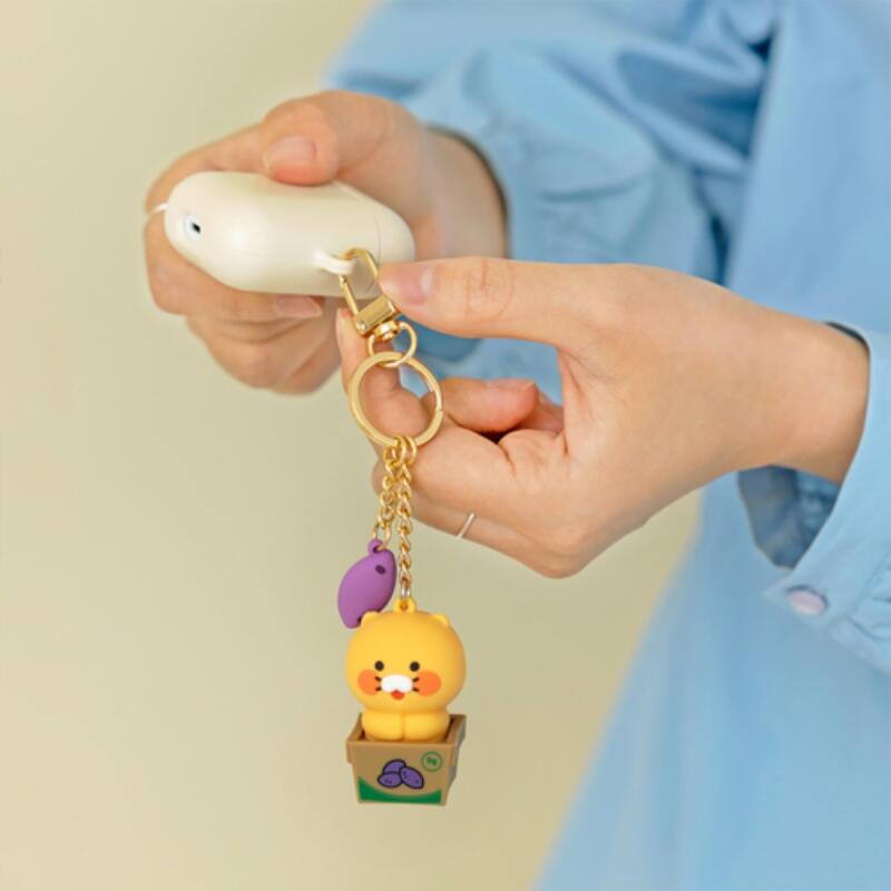 KAKAOFRIENDS Chunsik Figure Keychain (Choose 1 of 2)
