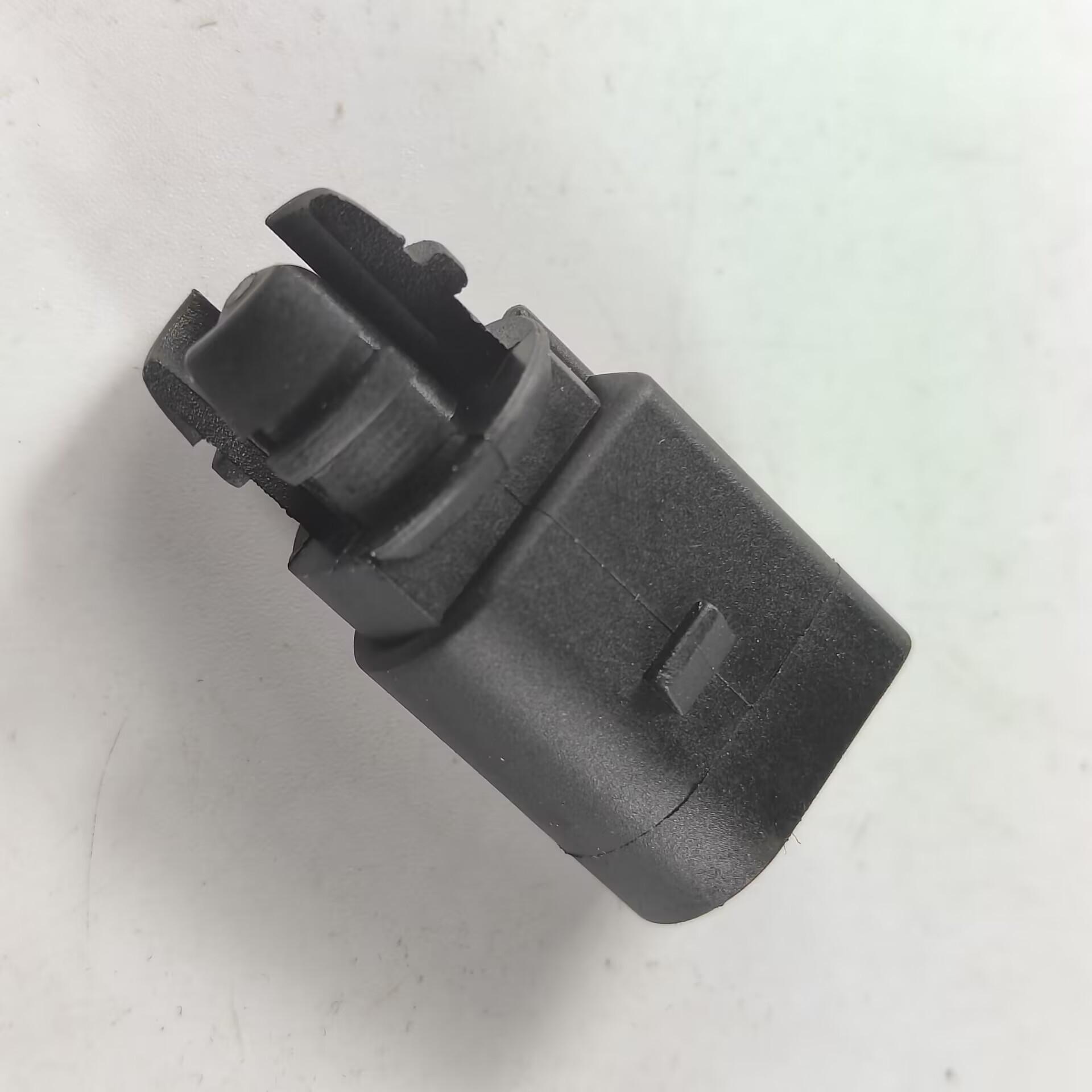 Наружный датчик температуры автомобиля 6RD820535 1J0973702 1J0973702