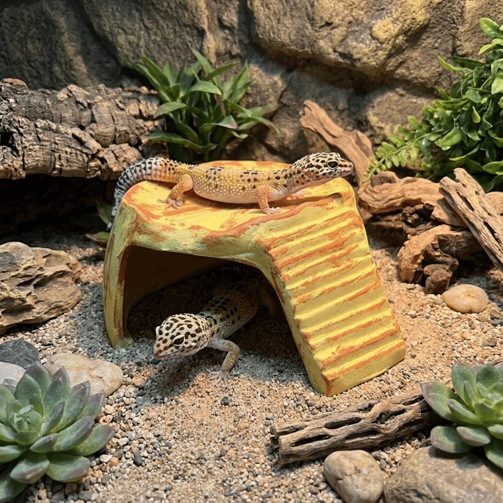 Imitation Rocks Turtles Basking Platform Decorative Reptile Hide Cave  Easy To Clean