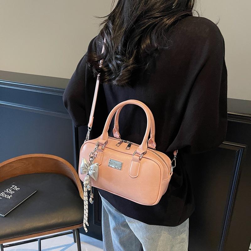 Fashion Commuter Shoulder Handbag Women's New Versatile Messenger Small Square Bag
