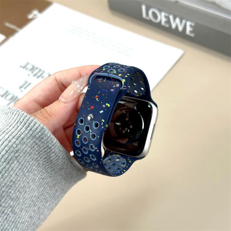 For Apple Watch Band 46mm 45mm 41mm 49mm 44mm 42mm 40mm Breathable Silicone bracelet correa Series11 10 9 8 SE 7 6 5 4 Ultra 3 2 Strap