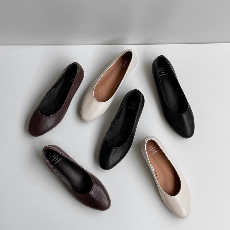 The new product is not extravagant and original, giant soft witch shoes~ leather flat-bottomed ballet single shoes women's spring 2025 versatile c