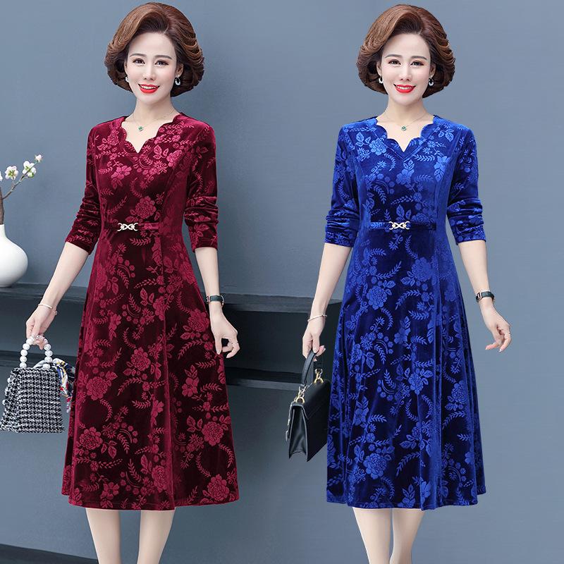 Abito da Donna 2026 Primavera con Rilievo e Scollo a V per Donne di Mezza Età e Anziane - Elegante, alla Moda, Manica Lunga, Gonna ad Ampio Orlo