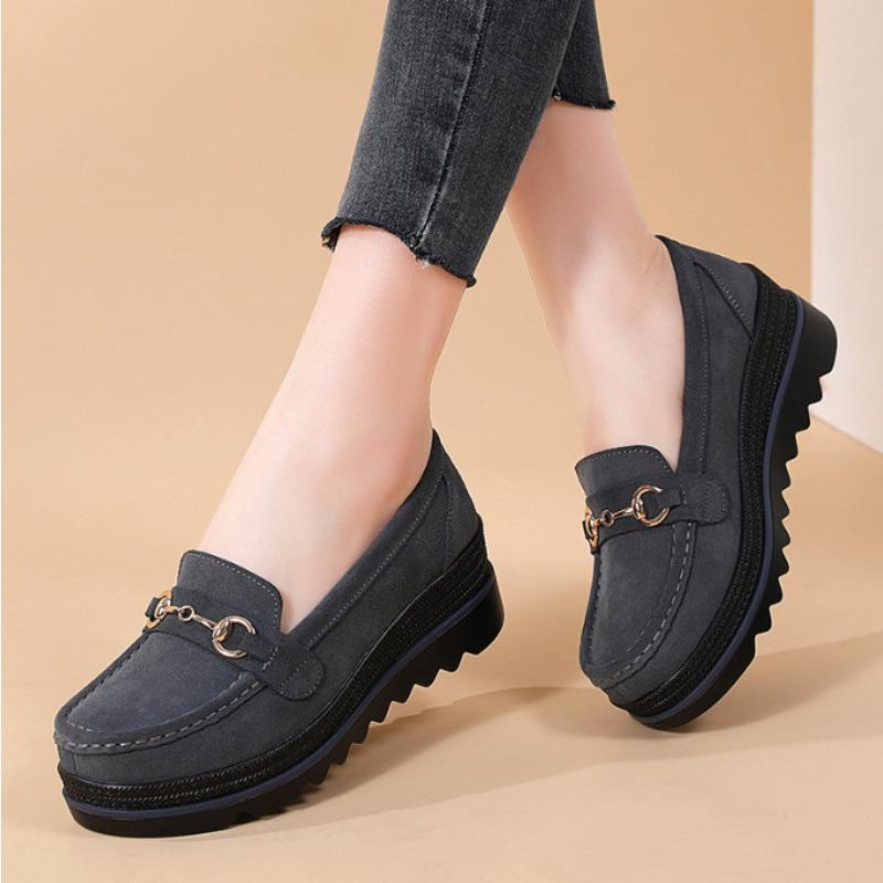 Spring Autumn High Quality Women Shoes Light Comfort Flas Platform Shoes Metal Buckle Casual Mother Shoes Wedge Women Loafers