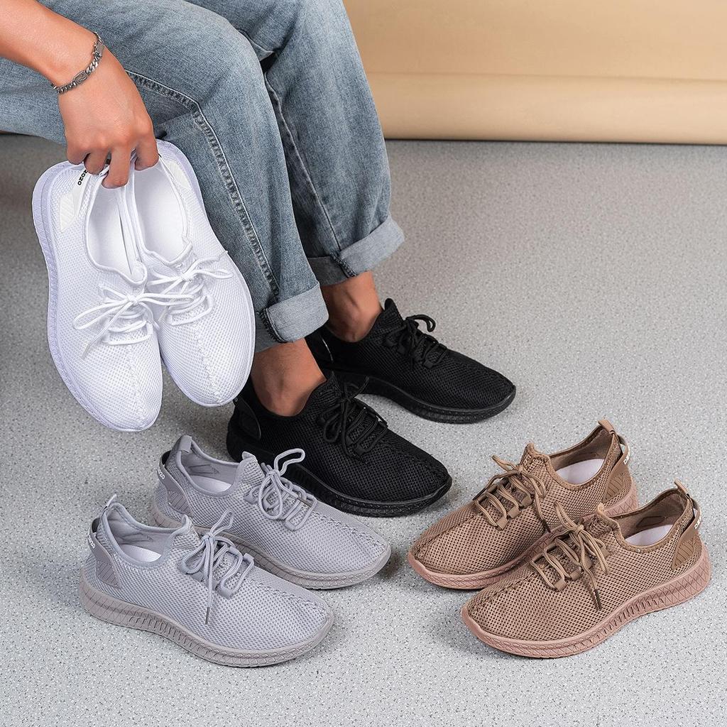 Scarpe da Ginnastica Traspiranti in Rete da Uomo Taglie Forti Estate 2025: Design Leggero, Alla Moda, Versatile