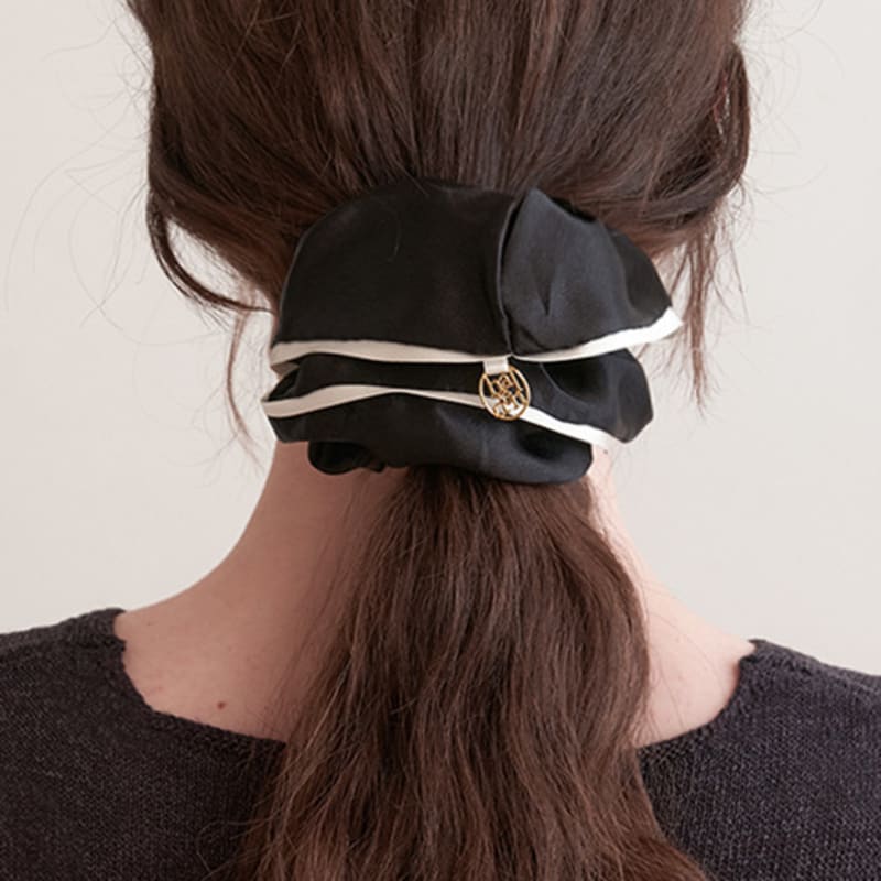 

halden широкая линия атласный логотип подвеска резинка для волос (H020_черный) black