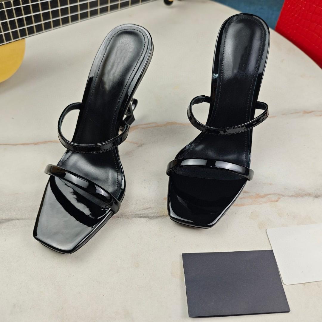 

Летние сандалии-слайдеры на высоком каблуке во французском стиле с ремешком 39