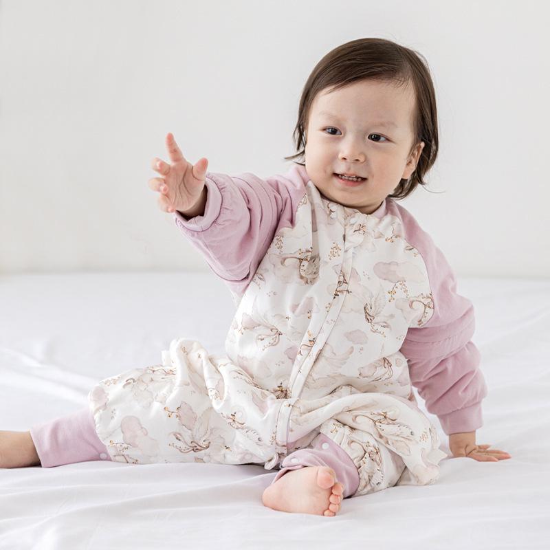 Mulberry Silk Baby Sleeping Bag - Autumn/Winter, Split-Leg Design, Anti-Startle, One-Piece Pajamas