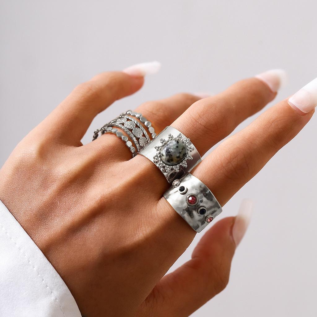 Vintage Punk Diamond Wide Face Ring Set Female, Personalized Metal Hollow Open Ring Ring