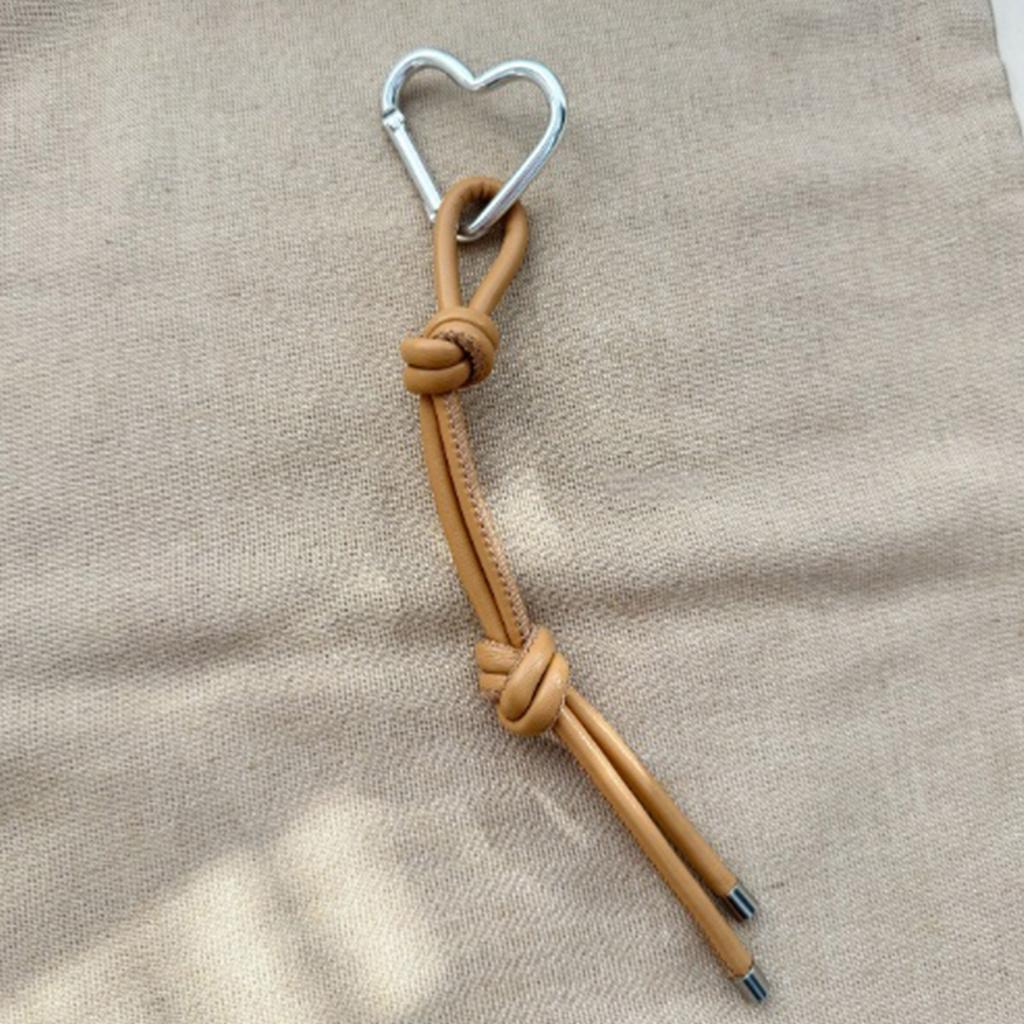 Romantischer herzförmiger Schlüsselanhänger Leichtes PU-Lederband Legierungsanhänger Taschenanhänger für Paare Freundschaftsgeschenk