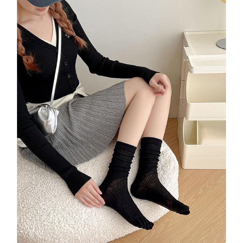 Women Five Finger Long Tube Socks Simple Solid Color Soft Casual Breathable Toe Separated Cotton Socks 5 Toes Socks with Toes