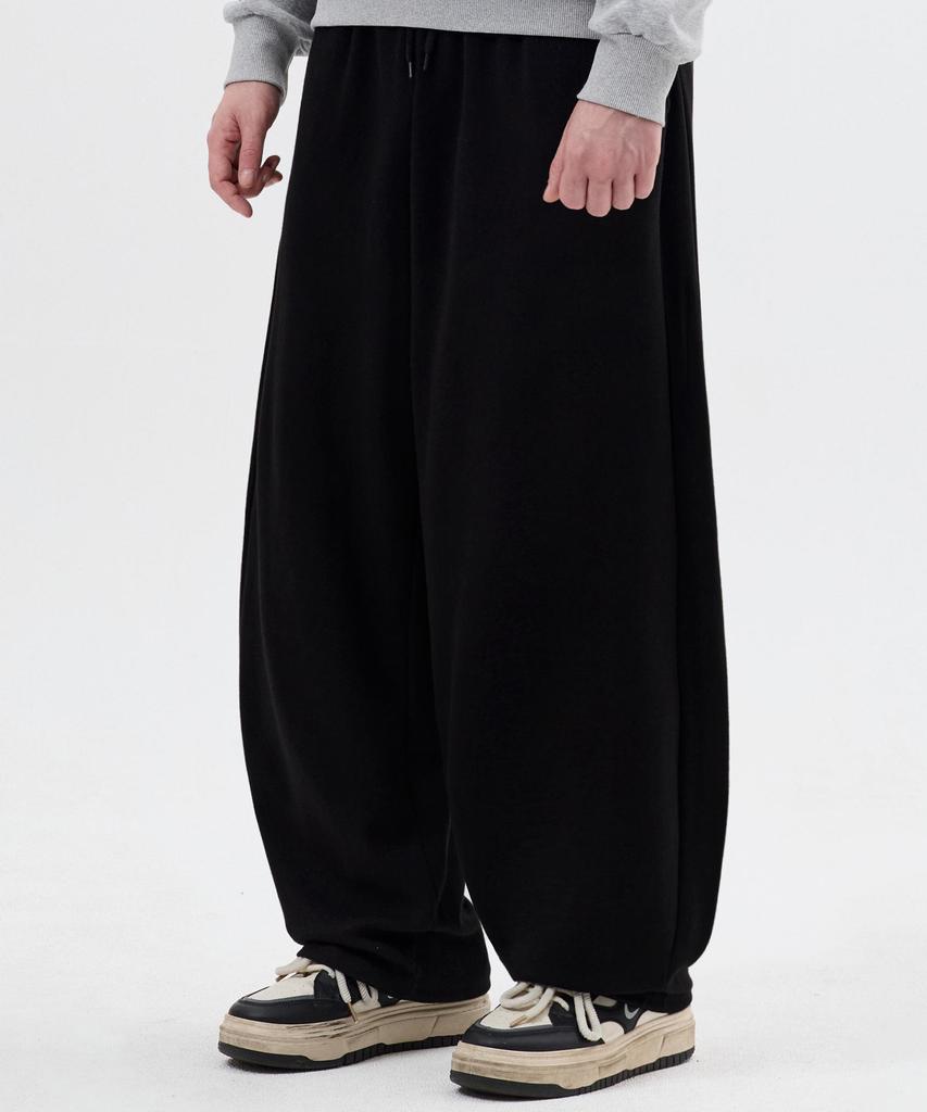 NANDE Curved Side Pintuck Balloon Sweatpants 3 Colors