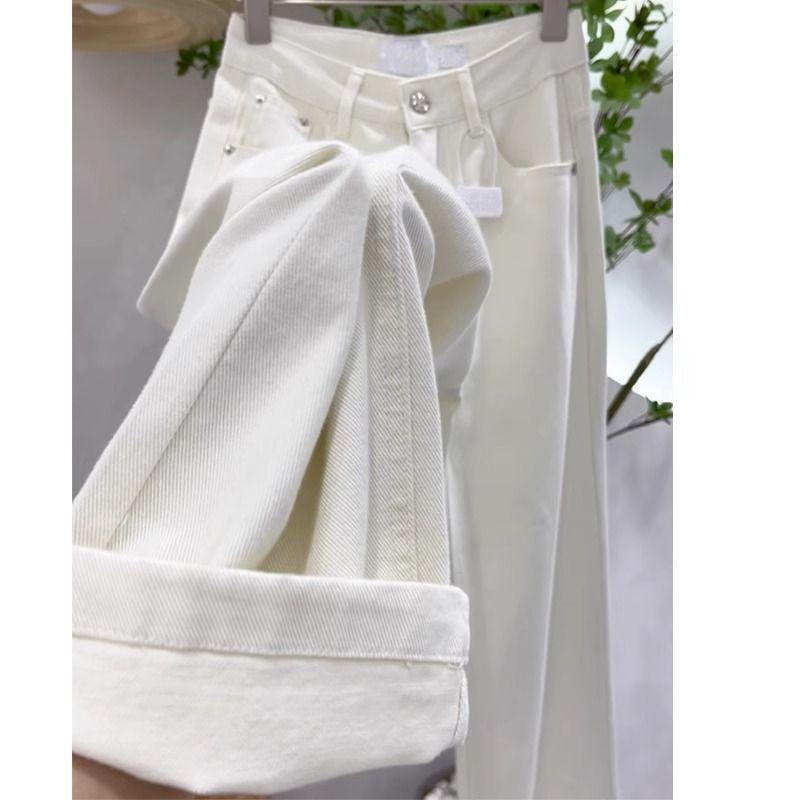 Weiße High-Waist Jeans für Damen – Neue Frühling/Herbst Kollektion, Schmal geschnitten oder Weiter Schnitt, Schmeichelhaft für zierliche Figuren. Auf Lager.