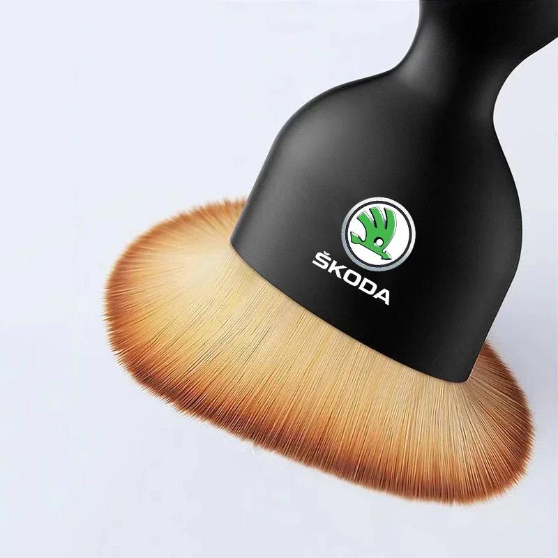 Car Sticker 2025 New Car Interior Cleaning Soft Brush Tool Dust Remover & Double-sided Auto Cleaning Cloth For Skoda Octavia SUP
