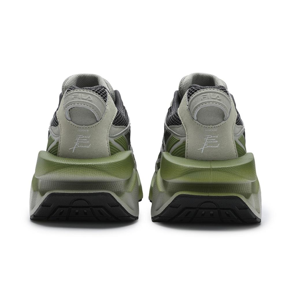 FILA Space Chunky Fashionable Comfortable Casual Sneakers Men Sneakers Black Gray F12M523109FBB