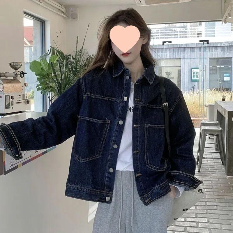 

Женская джинсовая куртка на флисовой подкладке, свободного корейского стиля, модный кардиган на осень/зиму 2025 M (100-115 jin)