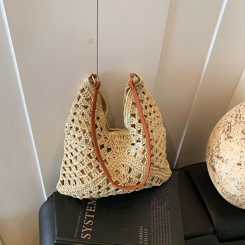Summer Beach Straw Bag Women's 2025 New Versatile Shoulder Bag Messenger Bag Woven Tote Bag
