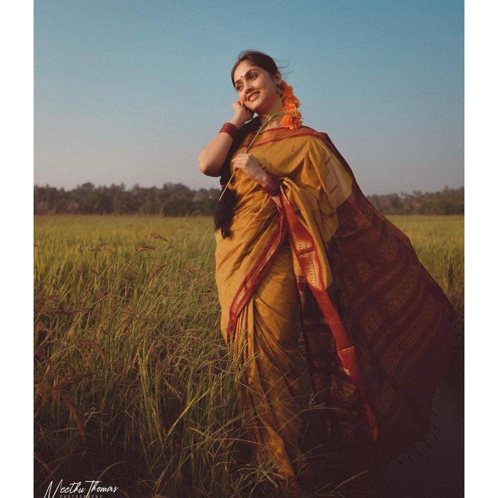 New Launch – Graceful Soft Lichi Silk Saree with Rich Jacquard Weaving & Elegant Pallu Finish