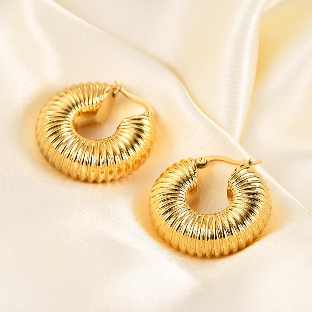 European & American Trendy Geometric Metal Earrings: 18K Gold Plated Stainless Steel Hollow Square Oval Studs