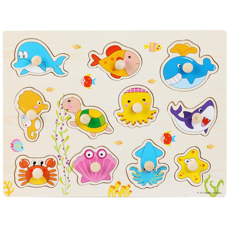 Montessori Wooden Puzzle - Animal Shape Matching Board for Fine Motor Skills, Early Learning Toy for Toddlers 1-3 Years Old.