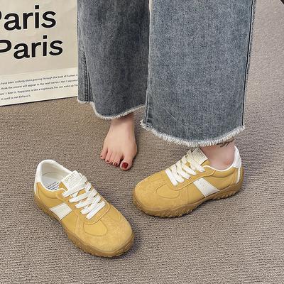 2025 Spring Casual Soft Leather Flat Bottom Light Non-slip Soft Sole Sports Board Shoes Women
