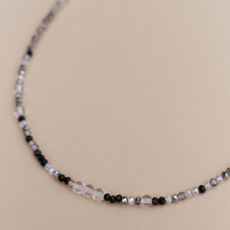 THE PART OF Crystal Black and White_N