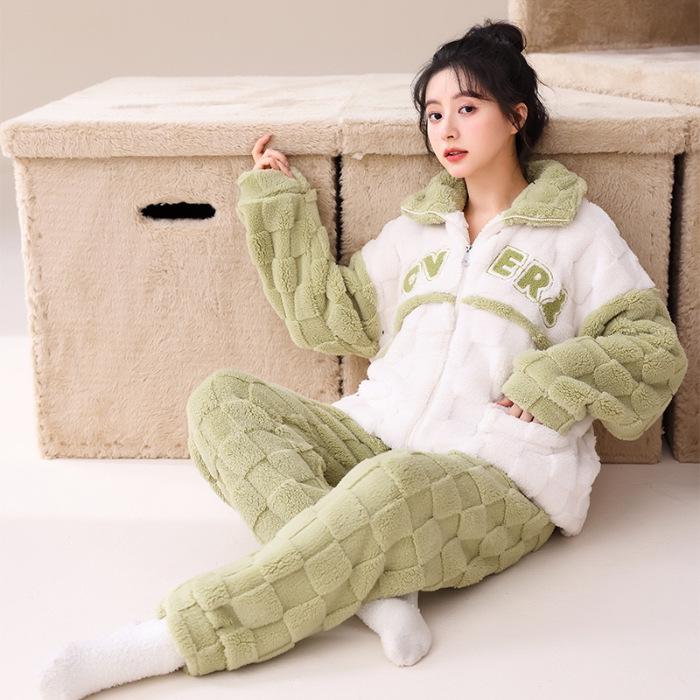 Women's Flannel Jacquard Pajamas - Zippered, Thickened, Warm Autumn/Winter Outerwear