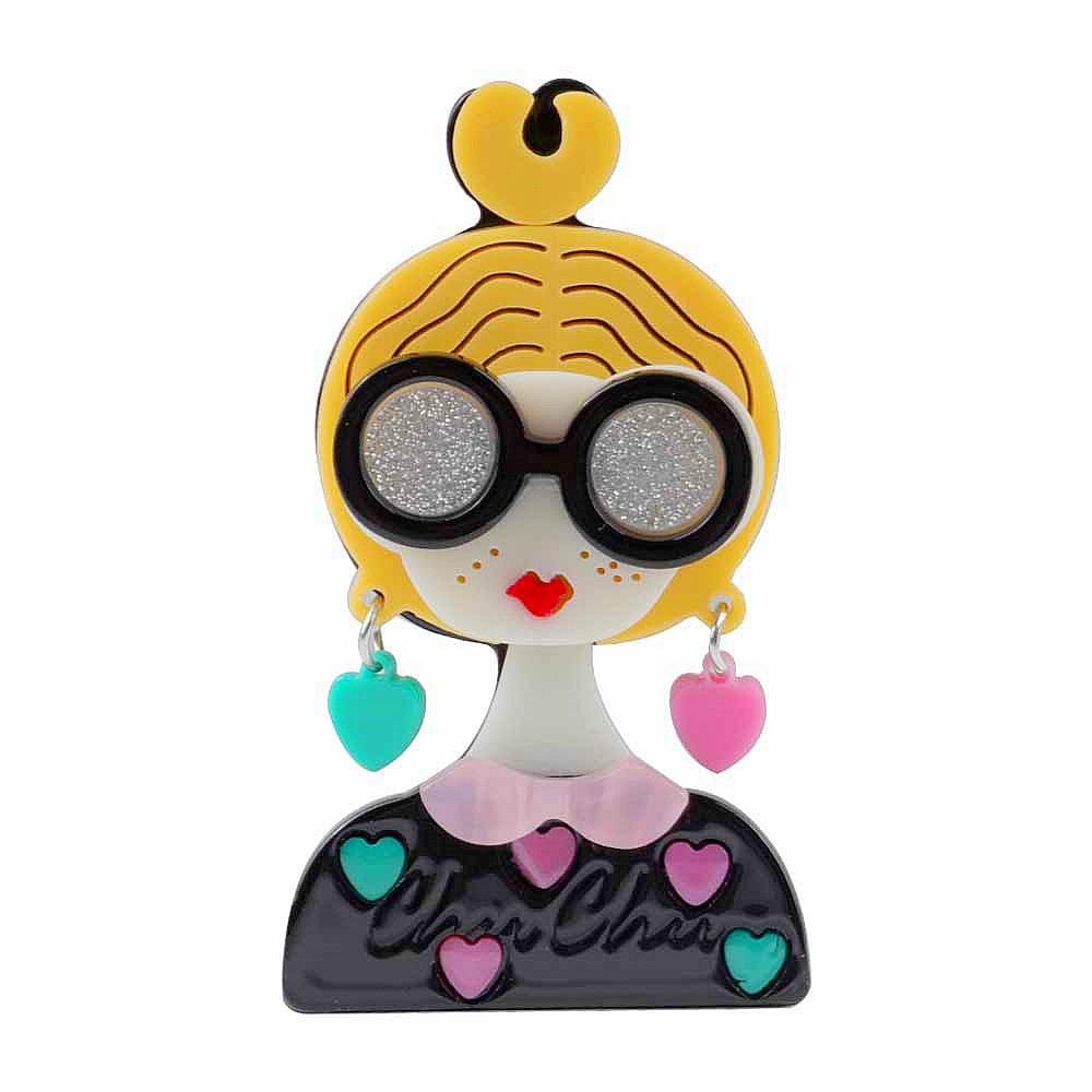 New Design Unique Lady Figure Acrylic Brooch Pins For Women Girls Brooches Pins Lapel Badges Bag Decorations Party Dress Jewelry