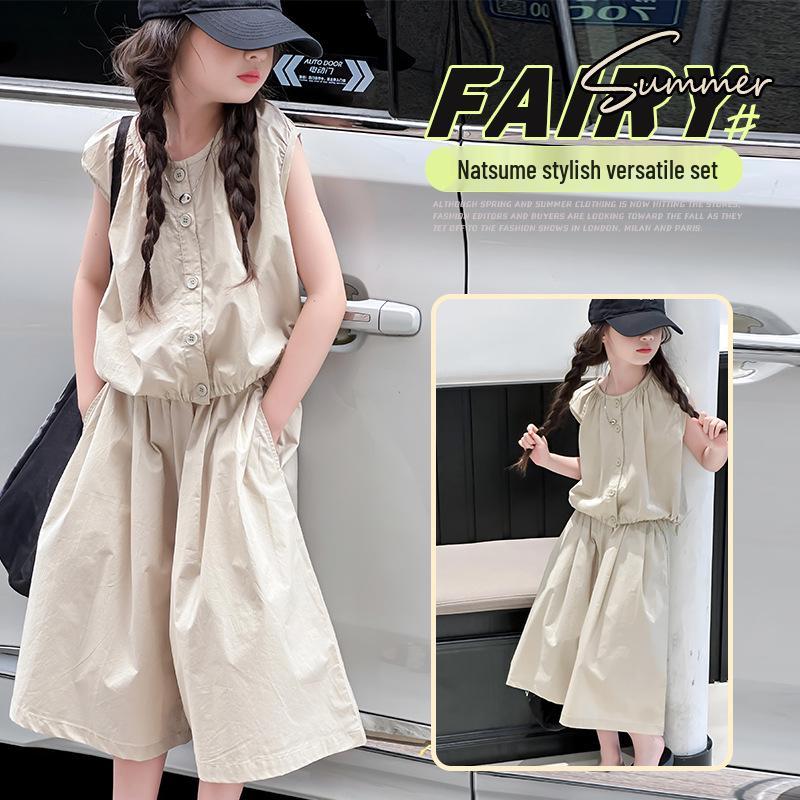 Girls' Fashionable Summer 2025 Two-Piece Set: Short-Sleeve Top & Seven-Point Pants