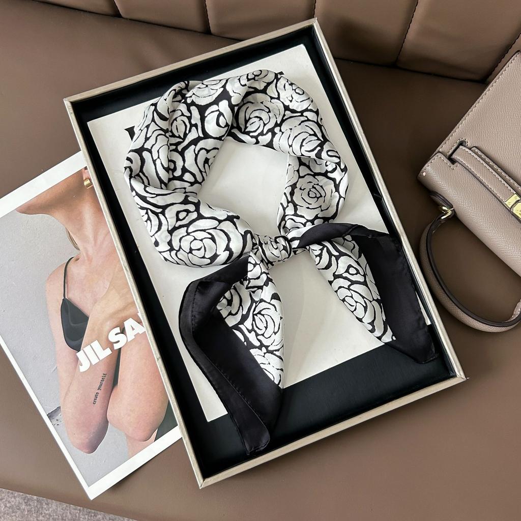 Hedvábný šátek pro ženy, módní všestranný, vysoký smysl, 70 čtverečních stop, ochrana krku, šátek, retro šátek, taška