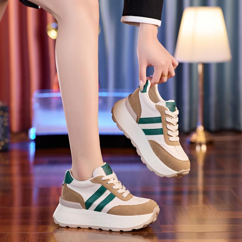 8628 Small Sports Shoes Women's 2025 Autumn New Thick-soled Non-slip Inner Height-increasing Forrest Gump Shoes Outdoor White Shoes