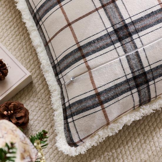 Christmas Plaid Throw Pillow Covers 18x18 Inch Vintage Farmhouse Winter Square Cushion Case for Living Room Couch Sofa Bed
