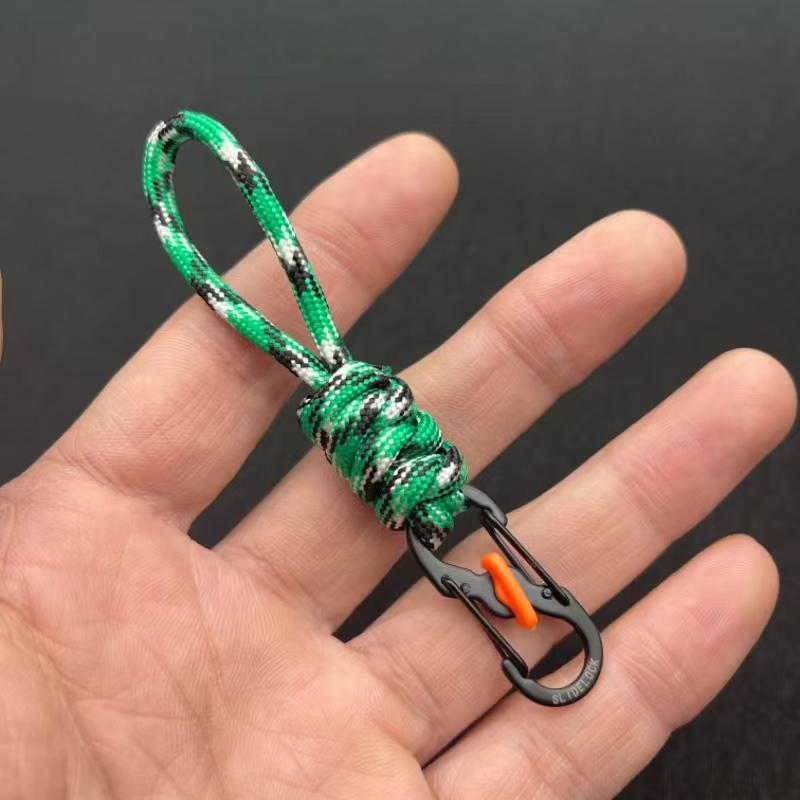 Kompaktní paracordový klíčenka proti krádeži s uzamykatelným hákem a přezkou Figure 8 pro venkovní použití