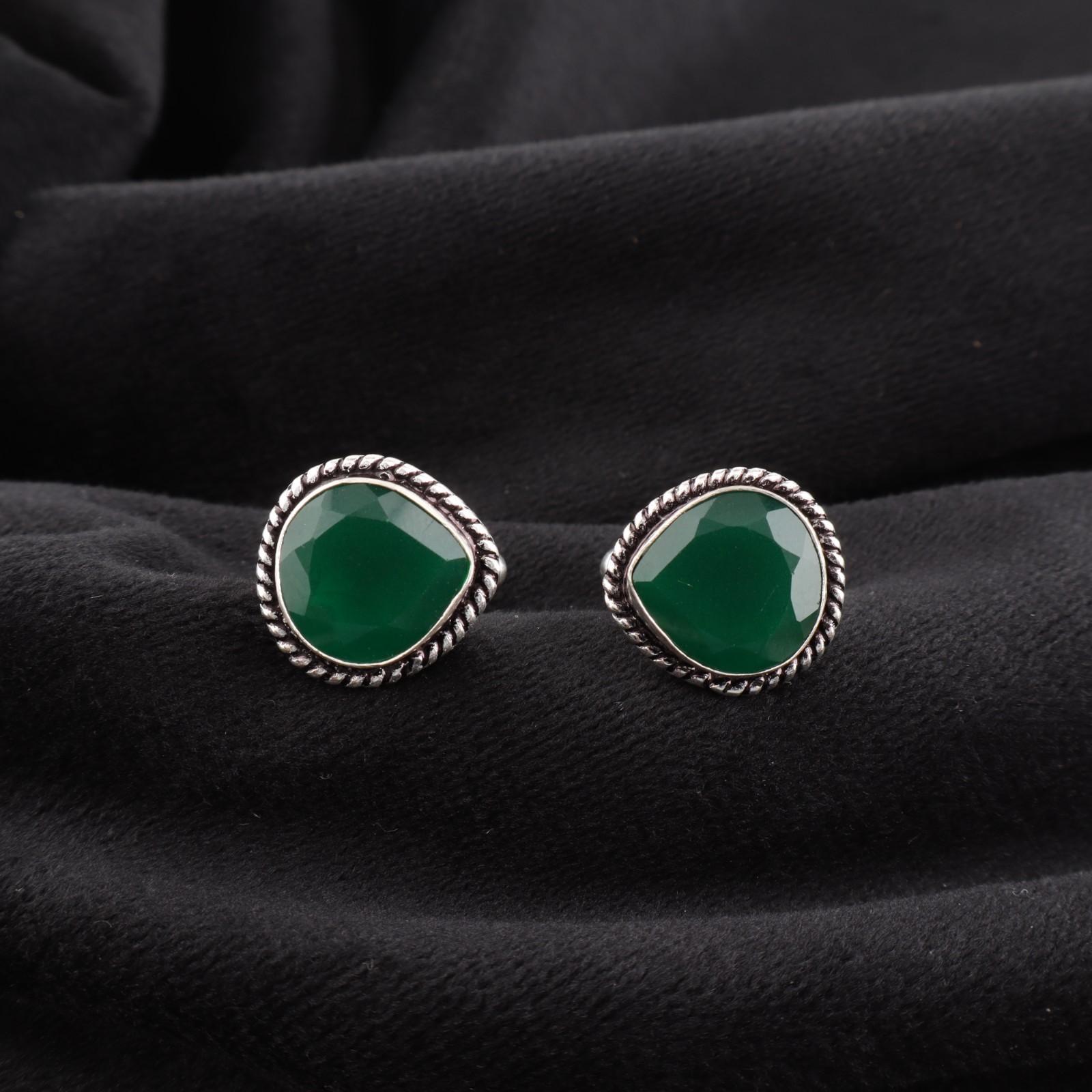 

Драгоценный камень Зеленый Оникс Ювелирные изделия из стерлингового серебра 925 ручной работы Запонки жениха 0,62 CL-8-14