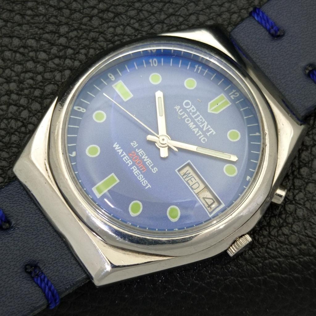 VINTAGE ORIENT AUTOMATIC 46941 JAPAN MENS BLUE COLOR DIAL WATCH a700711-5 R204-a700711