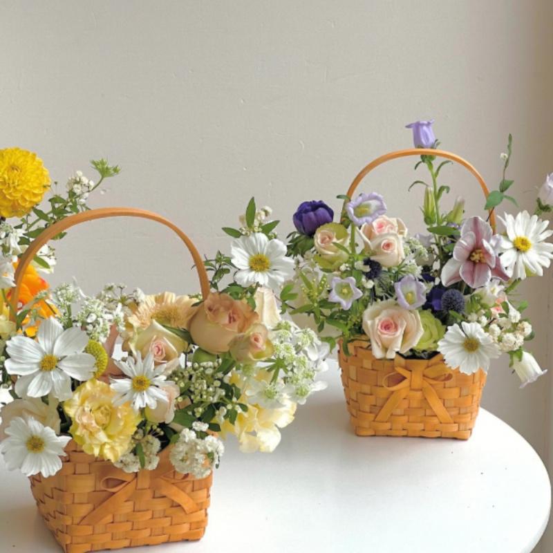 Willow Rattan Bride Flower Basket Picnic Container Hand-Woven Flower Arrangement Basket With Handle Picnic Weaving Basket