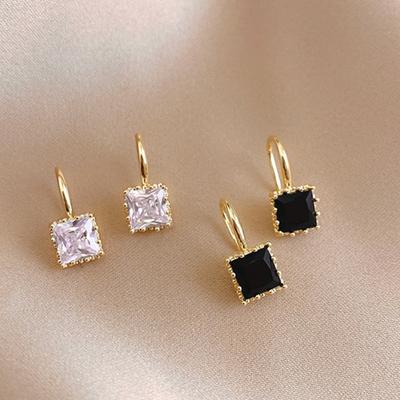 Exquisite Zirkon Quadrat Ohrstecker für Frauen Einfache Kompakte Quadratische Piercing Ohrringe Schmuck