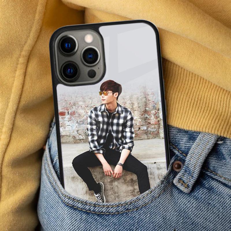 Korean Star Lee Jong Suk Soft Phone Case for iPhone 17 Air 16e Pro max 15 Pro 13 14 Plus 11 12 MagSafe Magnetic Coque