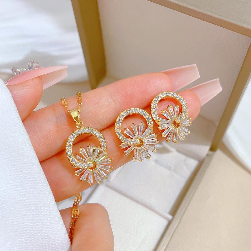 Full of Zirconium Exquisite Wind Copper Micro-inlaid Earrings Necklace Set Combination