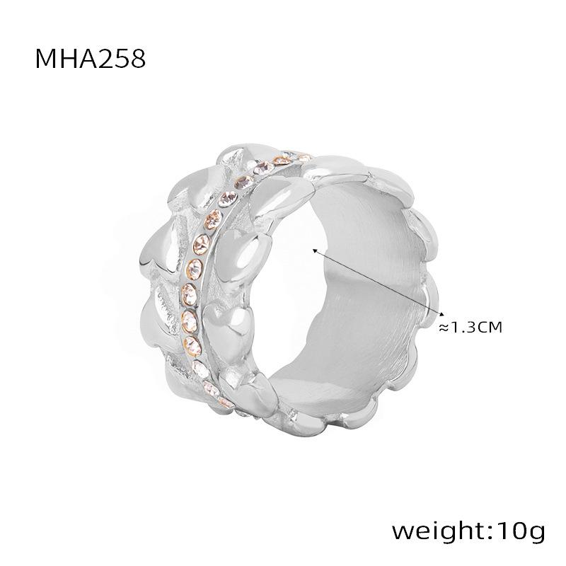 European & American Style 18K Gold-Plated Titanium Ring with Zircon Heart for Women Size 8