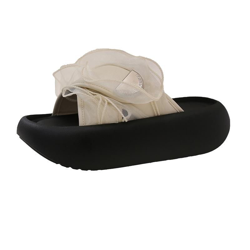 

Internet celebrity lace edge muffin platform slippers women s summer wear 2025 new beautiful cool slippers with skirt 35