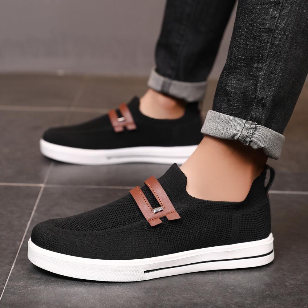 Mesh Shoes Men's Summer Knitted Breathable Mesh Casual Shoes Soft Soled Sports Casual Board Shoes Sneakers Men Loafers