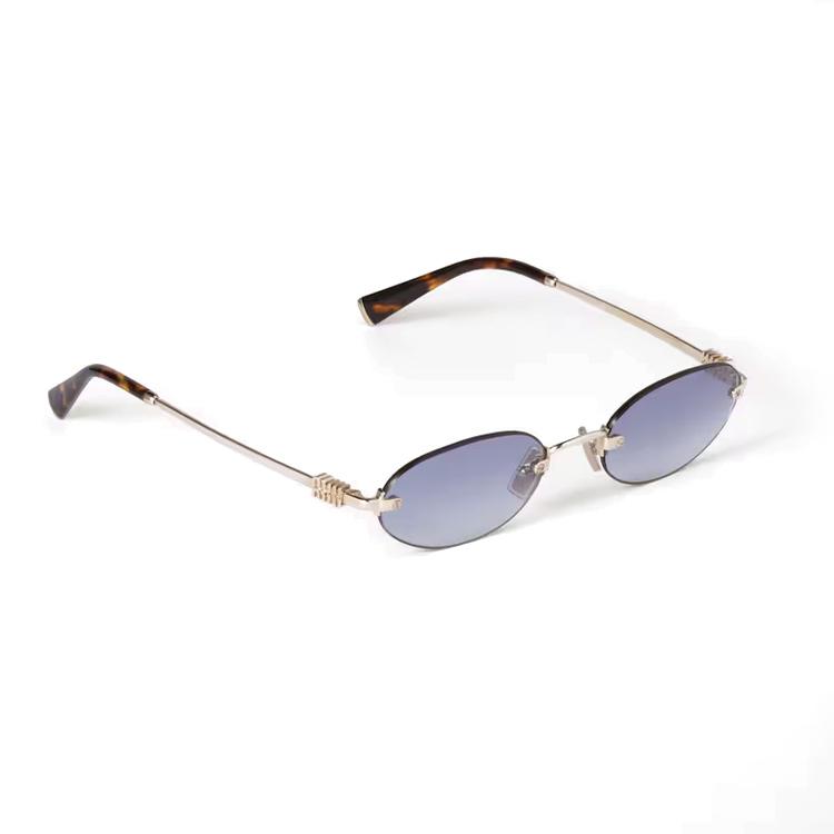 Miu Miu Solid Color Oval Sunglasses Unisex sunglasses Gold SMUA54_EZVN_FE80O_C_051