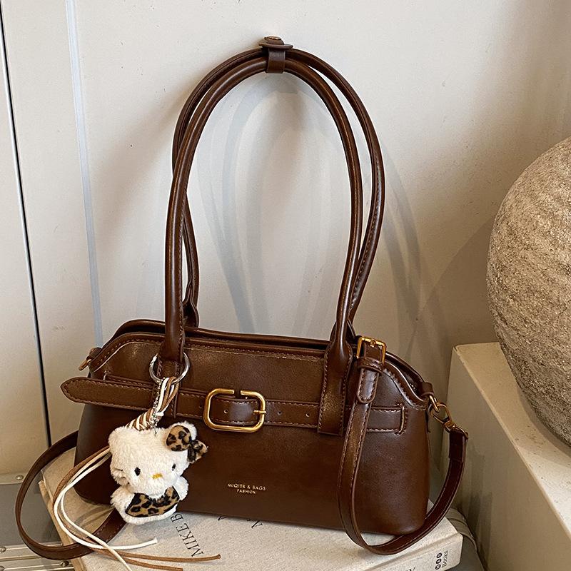 New Retro Texture Underarm Bag Large Capacity Women's Shell Bag Bowling Bag Simple Shoulder Commuter Bag