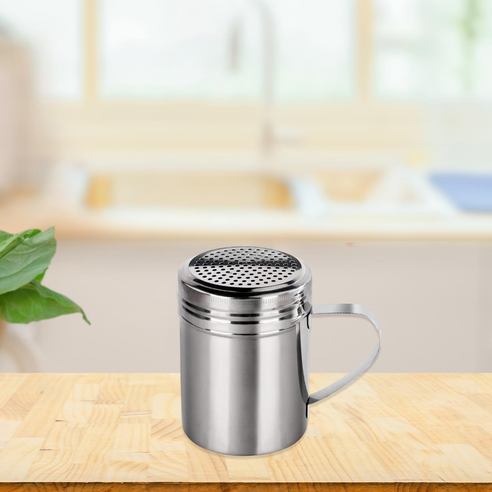 

Stainless Steel Flour Sifter Sugar Shaker with Handle Lightweight Practical Chocolate Shaker for Bakery Home BBQ Party Flour