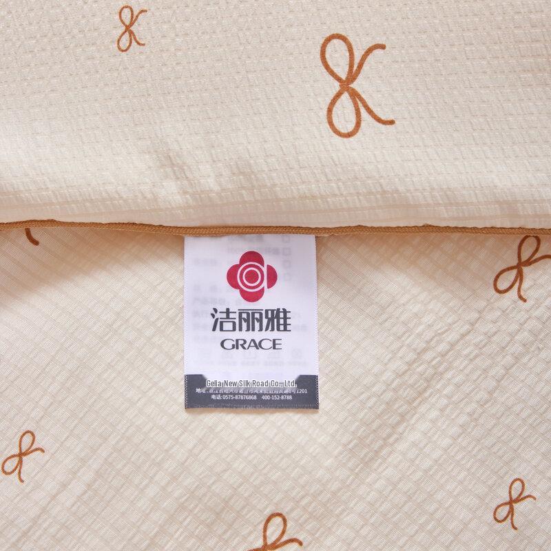 Jieliya Cloud-Feel Antibacterial Soy Fiber Summer Quilt