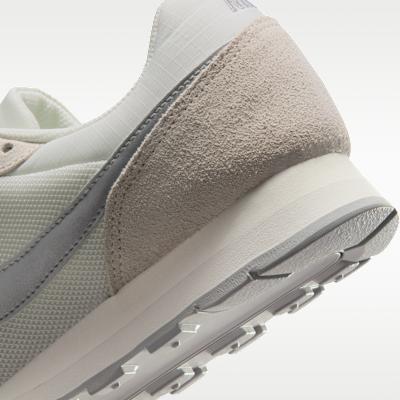 Women's Sneakers Nike MD Runner 2 Running Shoes Women's Gray