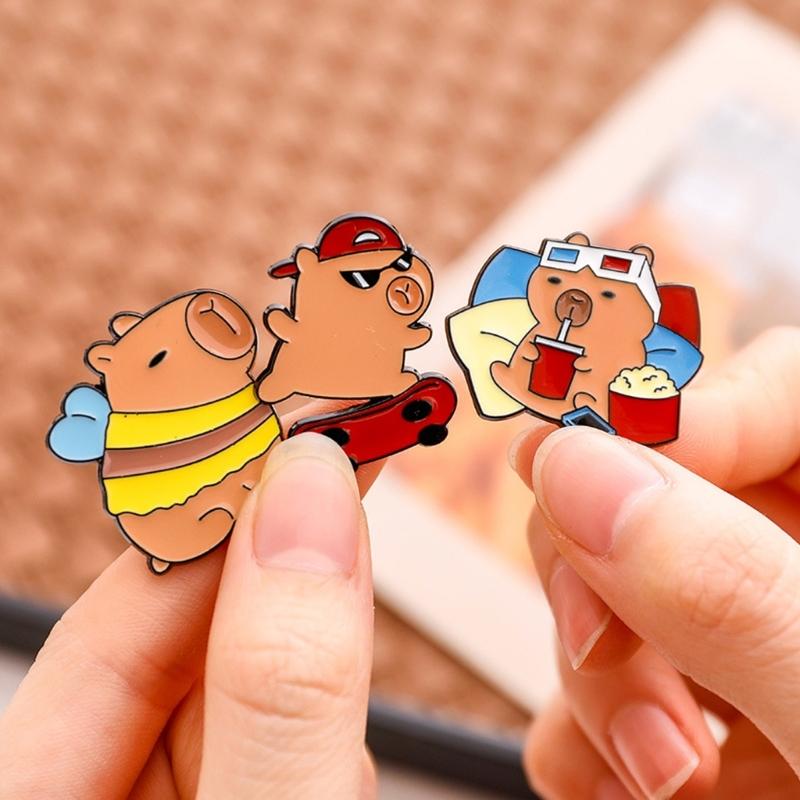 Cuteness Capybara Brooch Lovely Animal Pin Stylish Party Badge Metal Texture for Party Dress Up and Present Giving