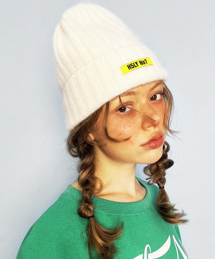 HOLYNUMBER7 Marshmallow Angora Beanie_White